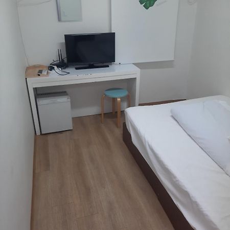 Elo Hostel Seoul Exteriör bild